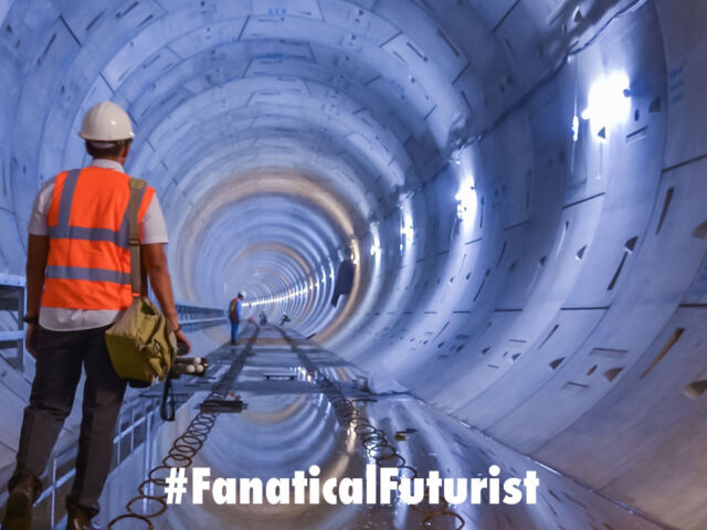 futurist_tunnel_vegas