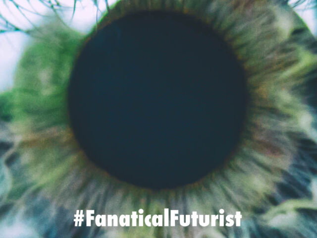 futurist_smart_contact_lense_diabetes