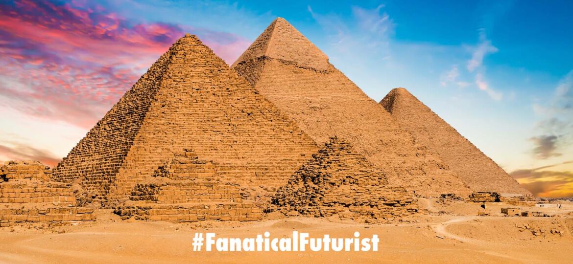 Futurist_pyramid