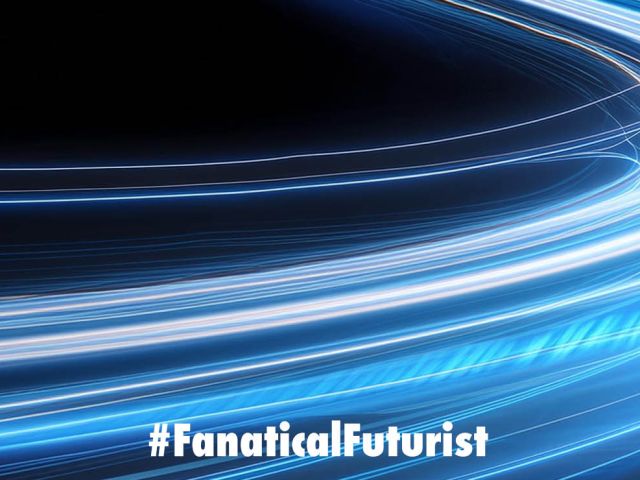 Futurist_opticalchip